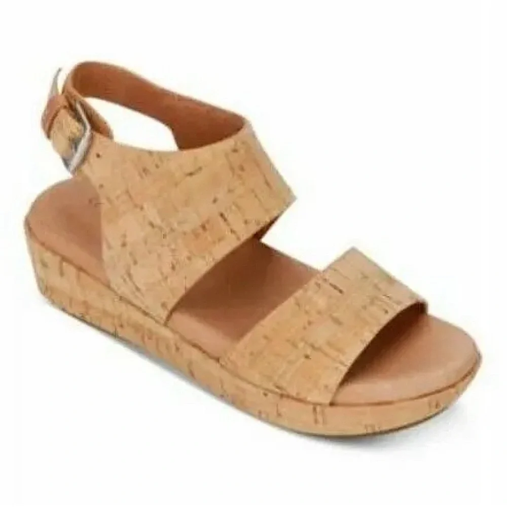 Gentle Souls by Kenneth Cole Women's Lori Platform Sandals Size 7.5